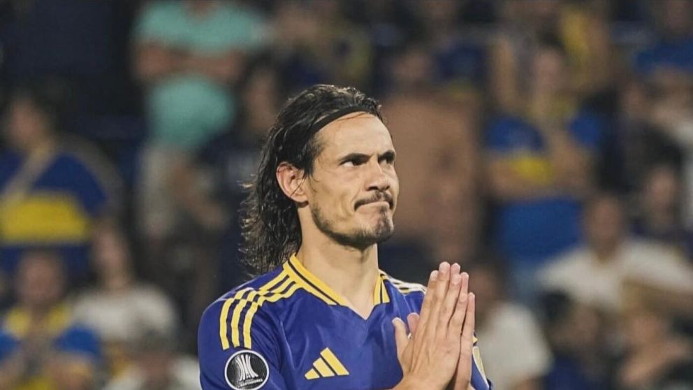 El fuerte posteo de Cavani tras su gol errado y la eliminación de Boca ante Alianza Lima