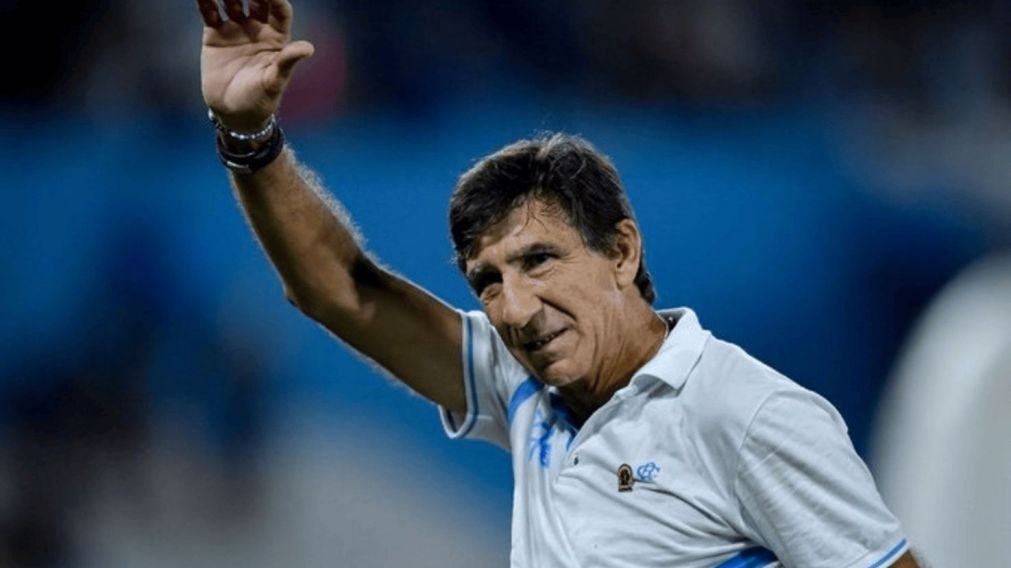 Gustavo Costas contagió a su hijo de Racing, el tierno video con la obsesión por la Recopa Sudamericana