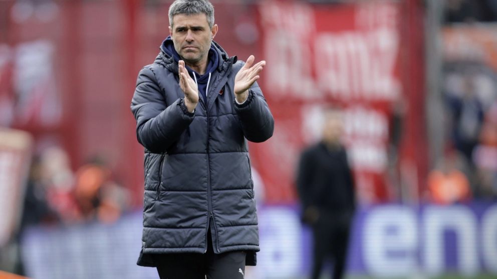 Independiente hoy: Vaccari prepara el once para jugar ante Instituto y el club fue demandado por una vieja deuda