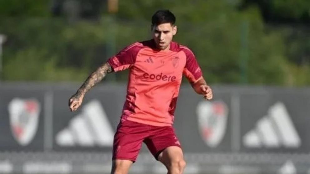 Aunque Foster Gillett lo dejó tirado, River tendría una nueva oferta por Rodrigo Villagra
