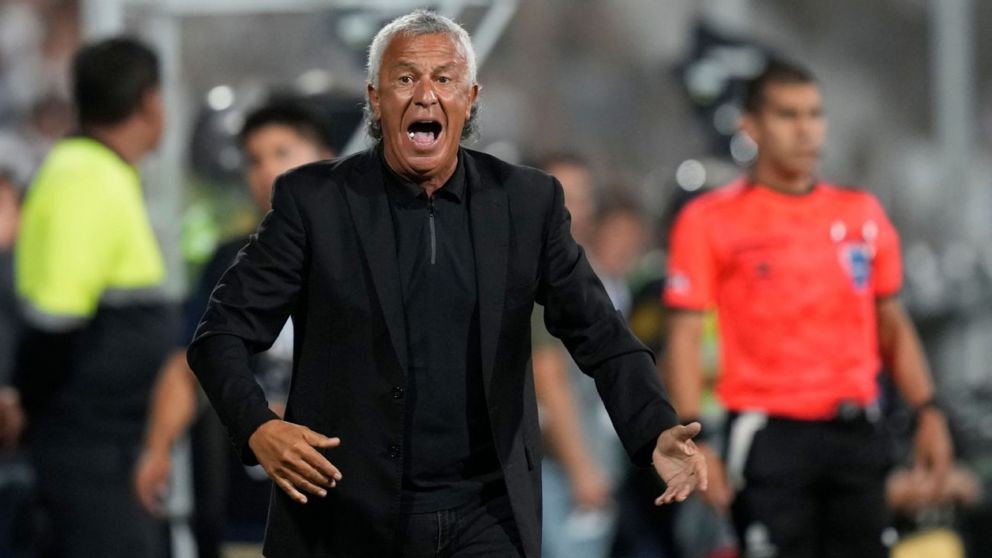 Tras la victoria de Alianza Lima, Pipo Gorosito volvi� a chicanear a Boca con una frase caliente: "Es todo sanata..."