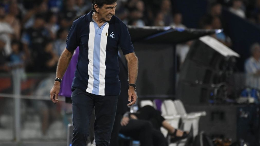 Costas tomó una tajante determinación en Racing por la final de la Recopa Sudamericana