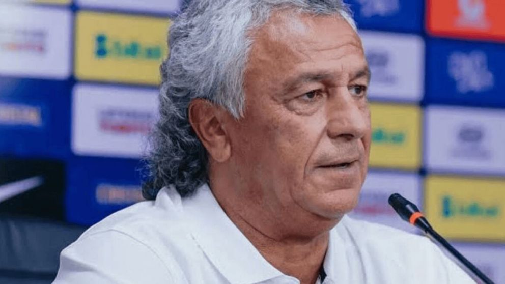 Pipo Gorosito, DT de Alianza Lima, discutió con un periodista a horas del cruce ante Boca por la Copa Libertadores