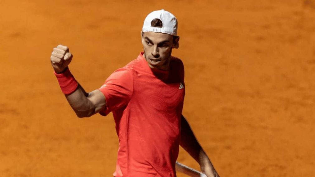 Francisco Cerúndolo metió el batacazo del Argentina Open: eliminó a Zverev y es semifinalista del ATP 250 en el Buenos Aires