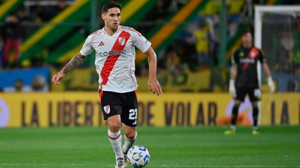 River se impacienta con Foster Gillet: ahora el Santos de Neymar quiere a Villagra