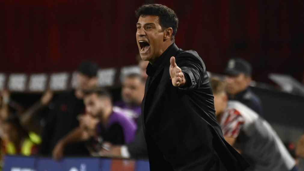 Sebastián Domínguez reniega de su pasado: el enojo del DT de Vélez porque lo tildan de "panelista"