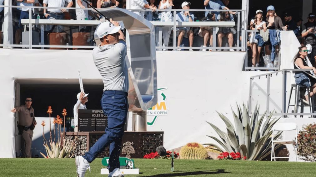 Video: así fue el asombroso hoyo en uno de Emiliano Grillo en el TPC de Scottsdale del PGA Tour