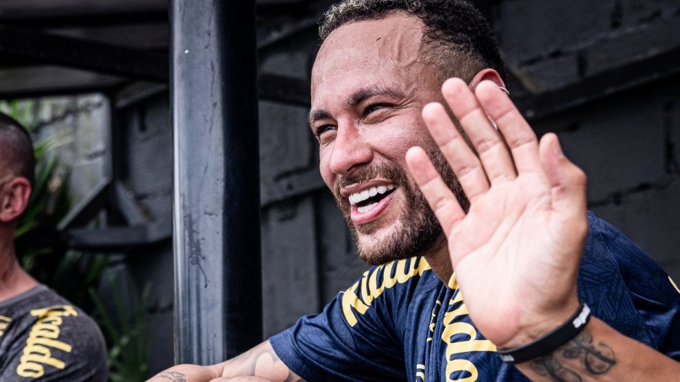 Neymar ya entrenó con Santos y se viene su debut: cuándo sería