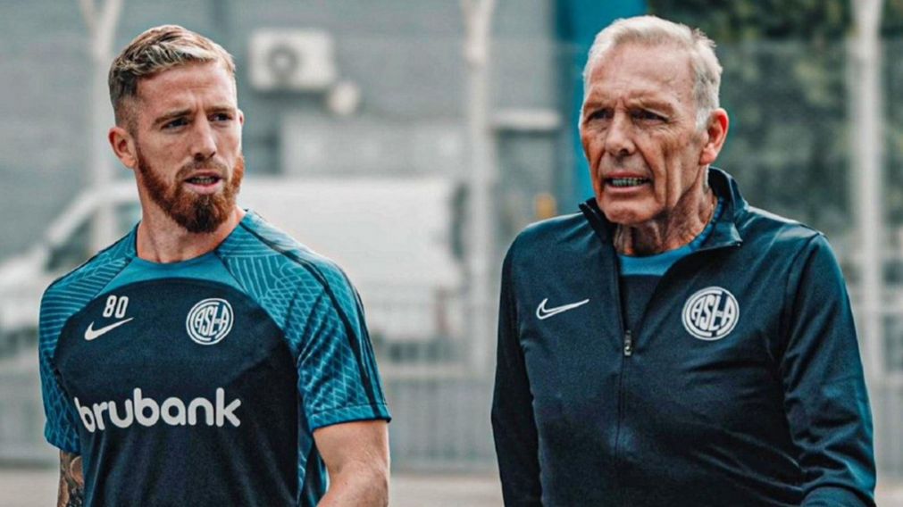 San Lorenzo no tiene paz: Miguel Russo habló del sorpresivo viaje de Iker Muniain a España y estalló la polémica