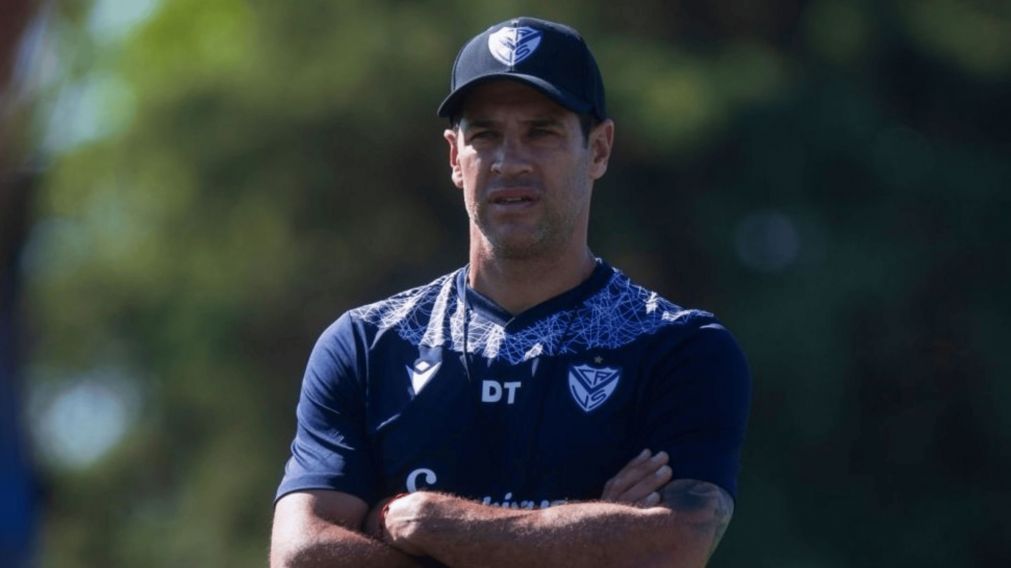 Vélez necesita reponerse tras el triste papel ante Tigre: los once de Domínguez para jugarle a Platense