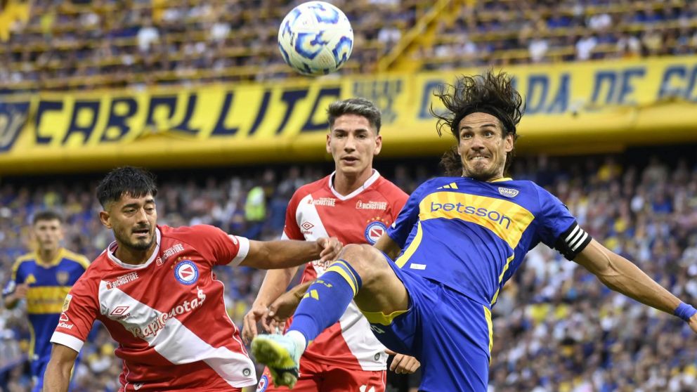 El nuevo Boca no pudo con Argentinos y quedó en deuda en el arranque del torneo Apertura