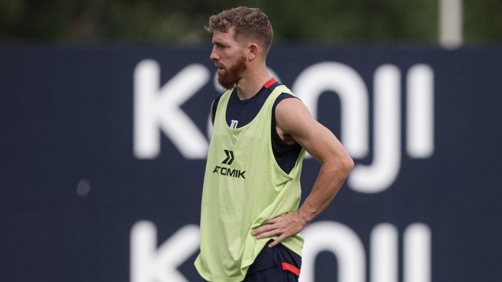 Arde San Lorenzo: Iker Muniain se desgarró y se va para España
