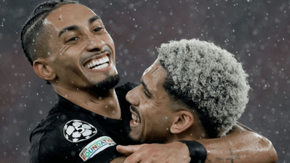 Barcelona, de visitante, se lo dio vuelta a Benfica y clasific� a octavos de final de la Champions League: bloopers, penales y nueve goles