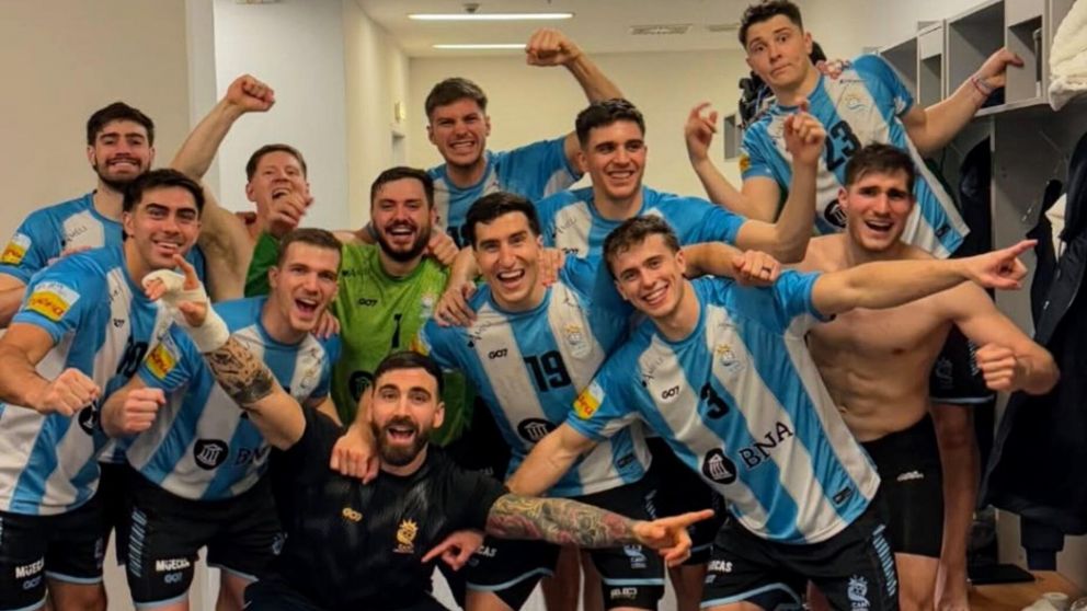 Con sufrimiento: Los Gladiadores derrotaron a Barhein y se clasificaron a la segunda fase del Mundial de handball