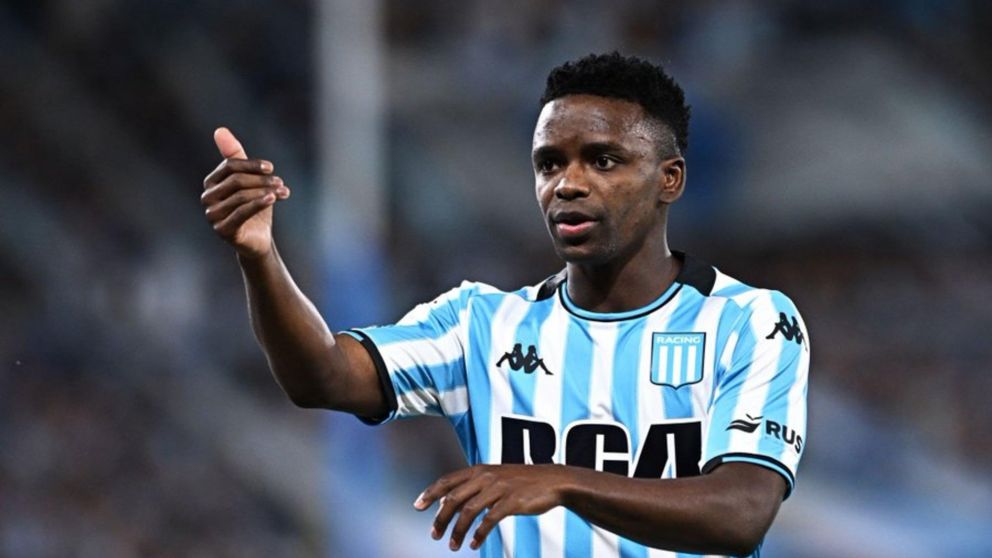 Atención Racing: Gustavo Costas sufrió la baja de Carbonero y ya no quedan colombianos