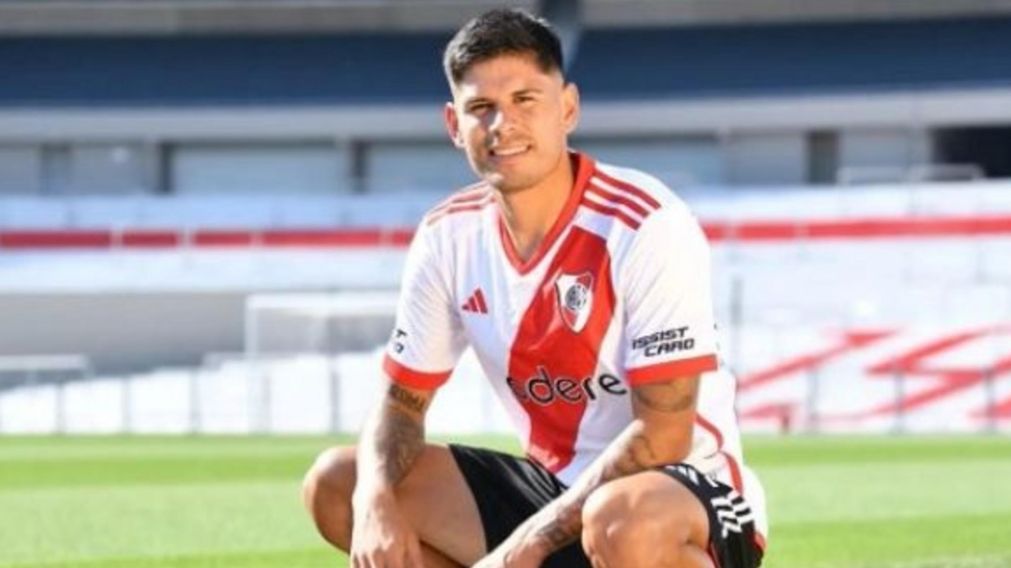 Red Bull Bragantino se quiere llevar al flojito Agust�n Sant'Anna de River