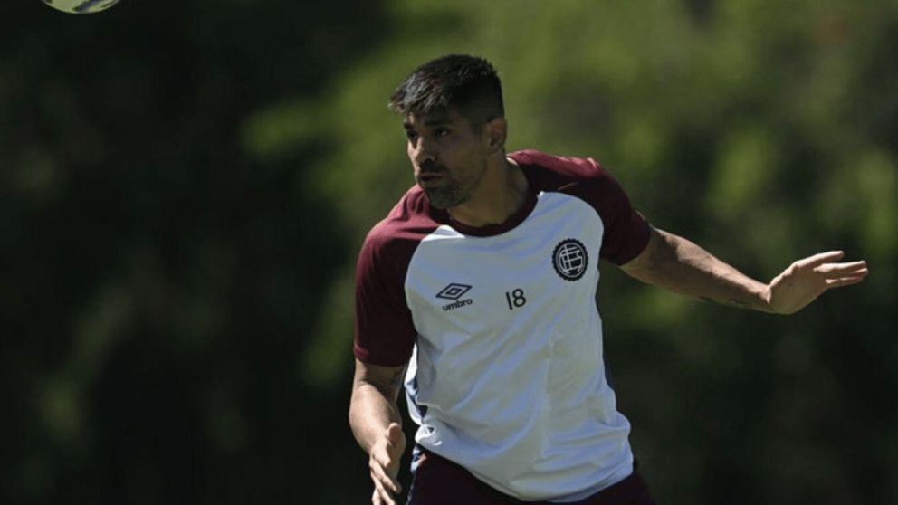 Leandro Díaz sacudió a dos jugadores de Tigre y en Lanús estudian cómo sacárselo de encima