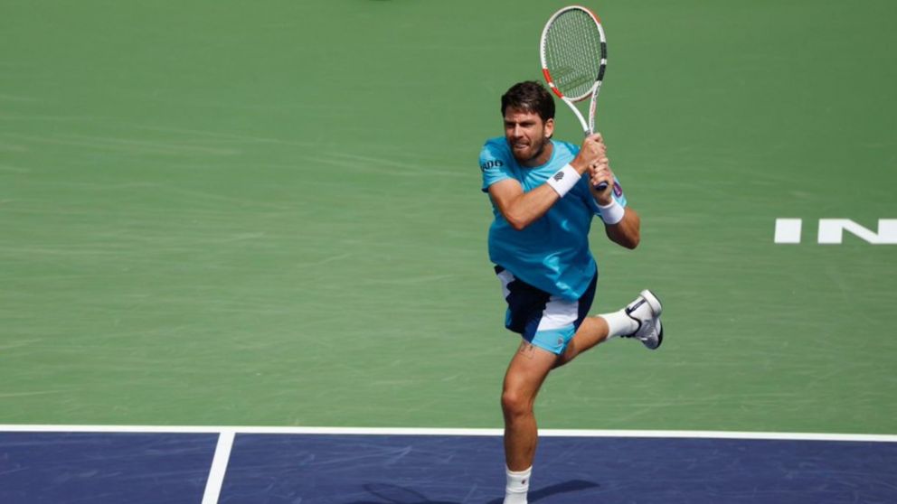 Video: el ataque de furia de un tenista Top 10 del mundo que arrojó su raqueta contra el público en pleno partido