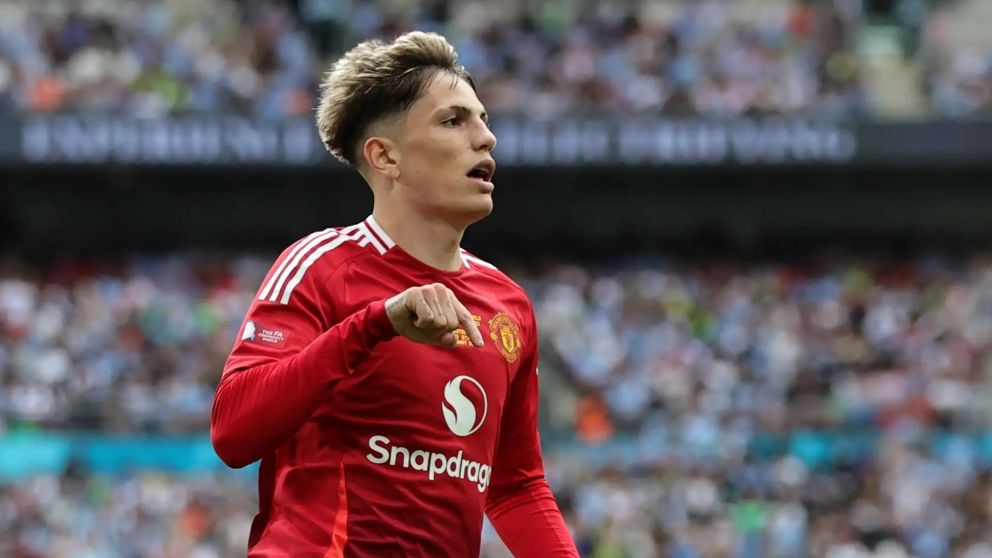 Revelan el motivo de la pelea entre Garnacho y el entrenador del Manchester United
