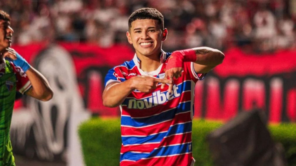 Independiente, Estudiantes y Vélez se enfrentan por un ignoto jugador