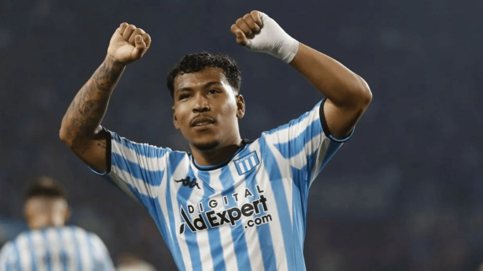 La historia de Racing con Roger Martínez no está terminada: los detalles