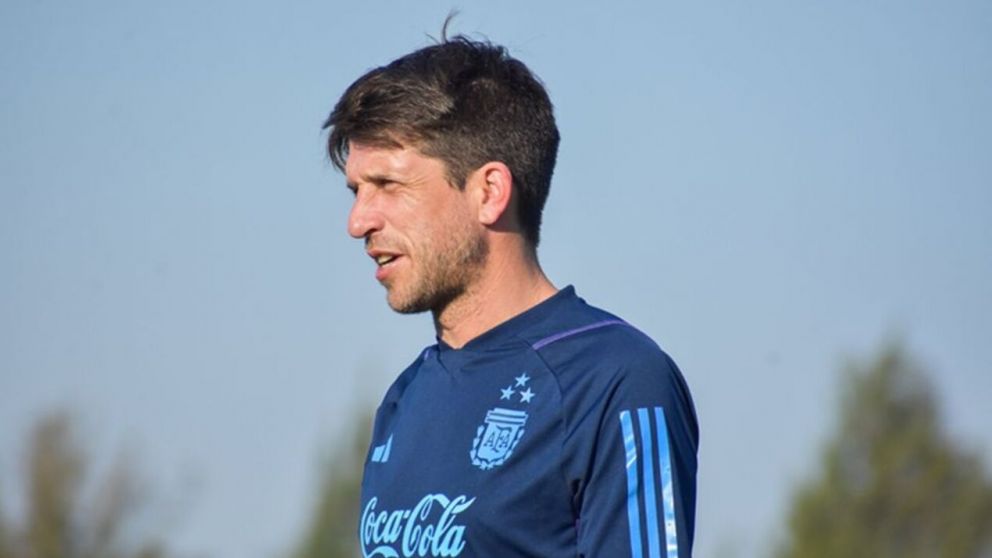 Oficial: Diego Placente reemplazará a Mascherano en la Selección Argentina Sub 20