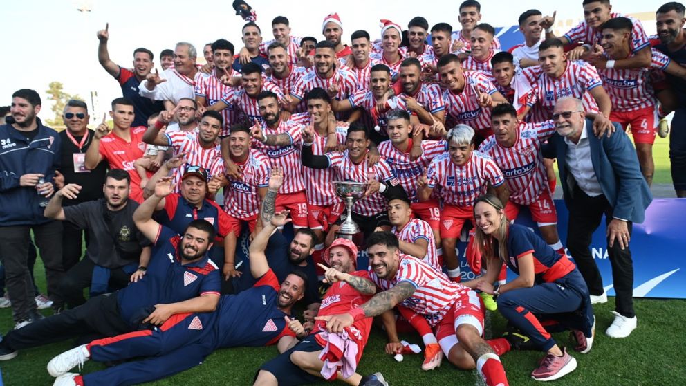 Primera B: Los Andes venció a Sarmiento de la Banda y jugará nuevamente en la Primera Nacional