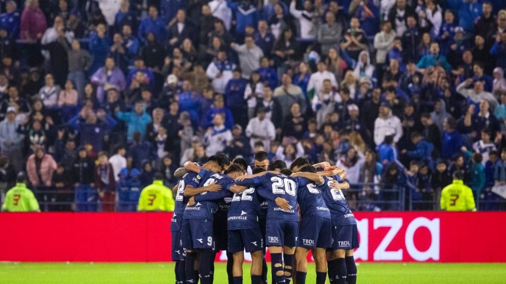 "Vergüenza" y "pena": el descargo de la esposa de un jugador de Vélez tras los incidentes