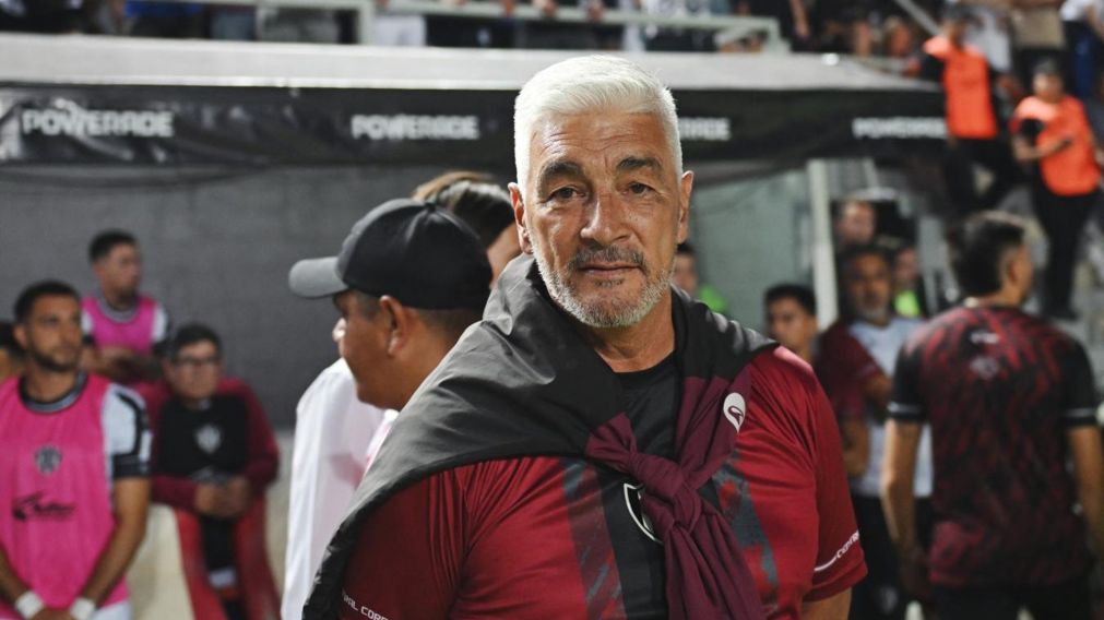 Omar De Felippe: el DT campe�n de la Copa Argentina que gener� una revoluci�n en Central C�rdoba de Santiago del Estero
