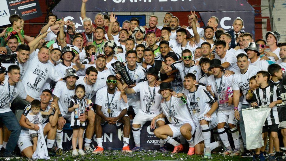 Central Córdoba de Santiago del Estero hizo historia y obtuvo la Copa Argentina: el listado de campeones al que se sumó
