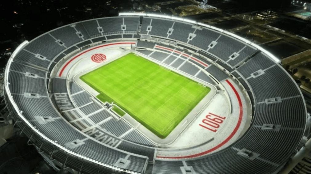 Menos capacidad y techo: los cambios se deberán hacer en el Monumental de cara al Mundial 2030