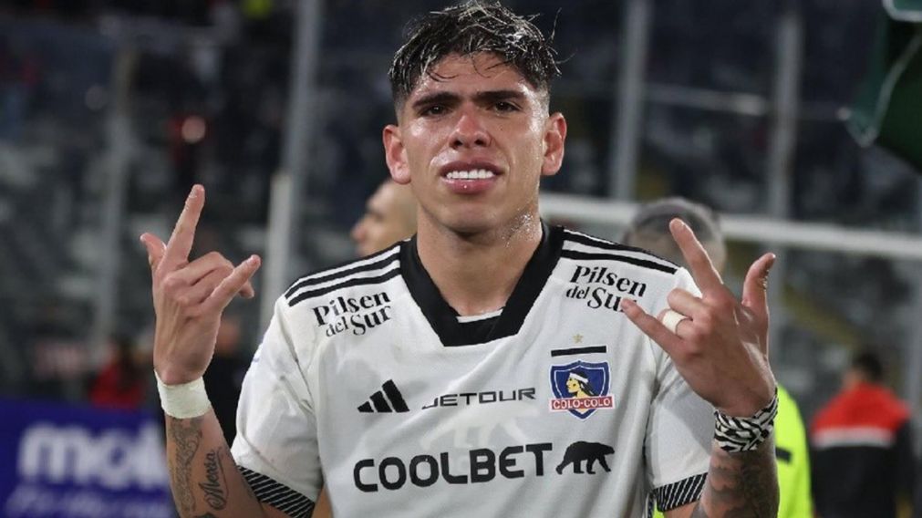 Boca anunci� a Carlos Palacios como primer refuerzo: cu�ndo llegar�, revisi�n m�dica y visita a la Bombonera