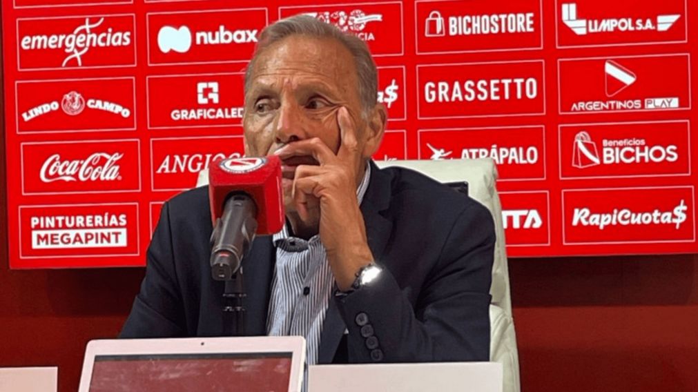 Crisis en San Lorenzo: Russo le dio el ultimátum a la dirigencia ante la deuda que el club mantiene con los futbolistas.