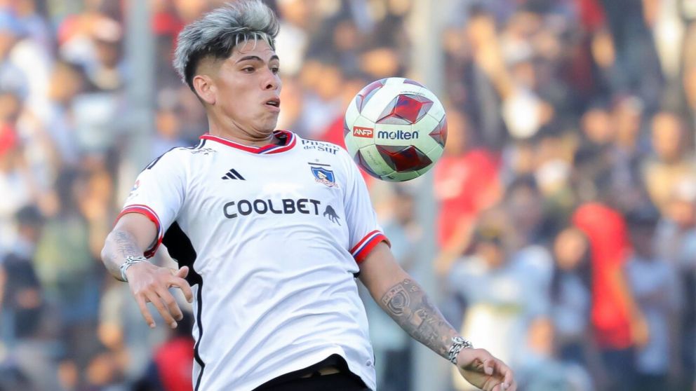 Carlos Palacios se mostró con la camiseta de Boca: cuándo llegará