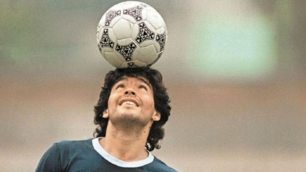 A cuatro años de la muerte de Diego Maradona: el conmovedor recuerdos de los clubes y de la Selección Argentina en redes