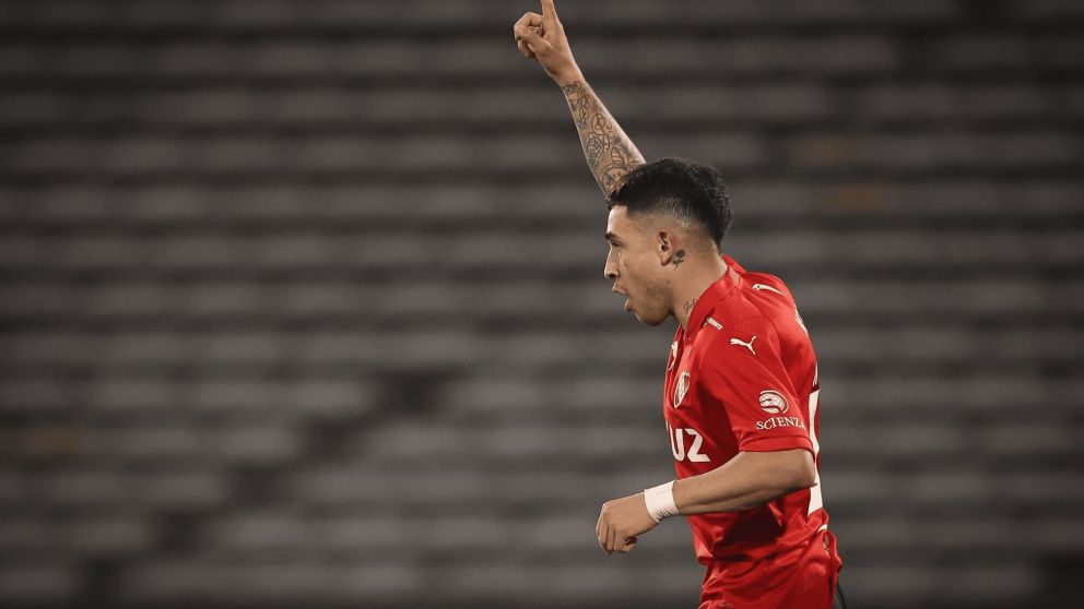 Mala para Vaccari: Santiago Montiel sería baja para Independiente en su visita a Newell's