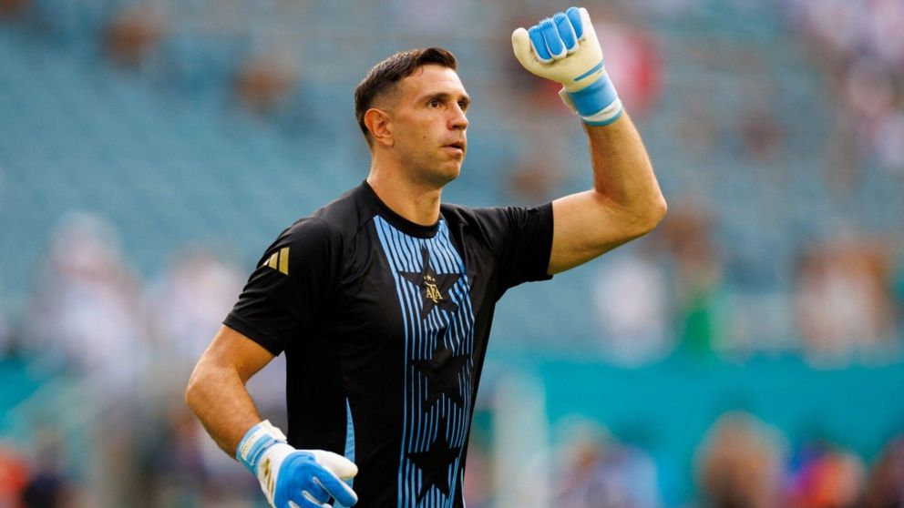 La cifra que Dibu Martínez alcanzará con la Selección Argentina ante Perú