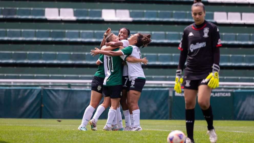 ¡Escándalo en el fútbol femenino!: el tremendo gol que convalidaron para Banfield en el triunfo ante Huracán, que descendió