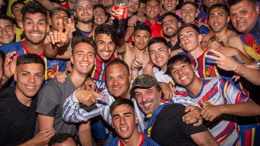 Colegiales derrotó a Los Andes y vuelve a la Primera Nacional después de 68 años