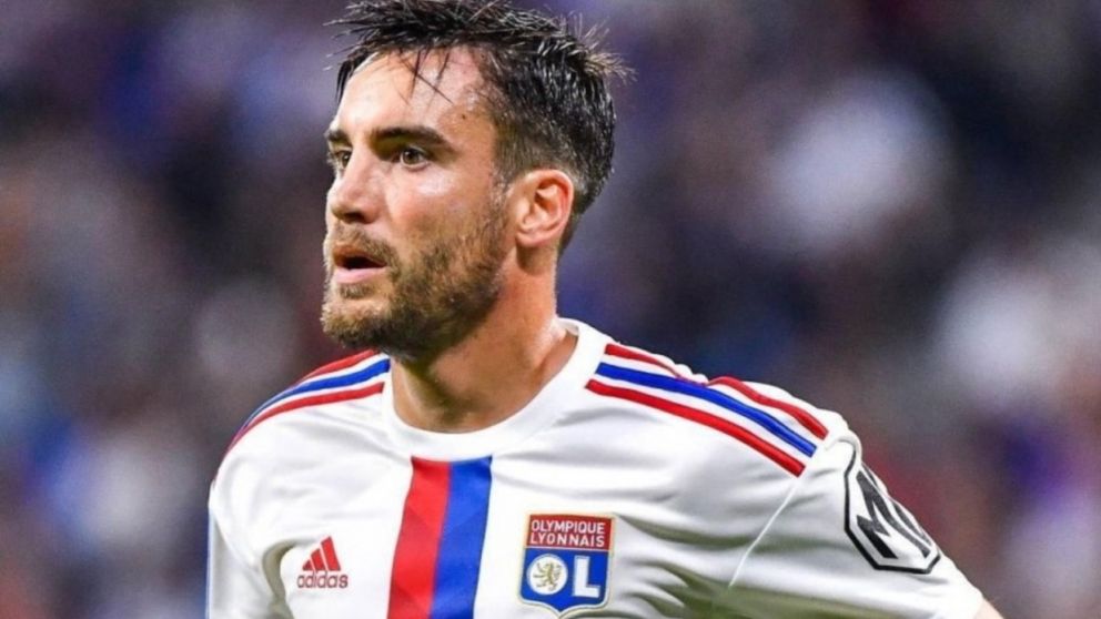 Bombazo: descendió el Olympique de Lyon de Tagliafico por problemas financieros
