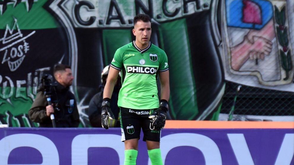 Facundo Ferrero, el guardián del arco de Nueva Chicago