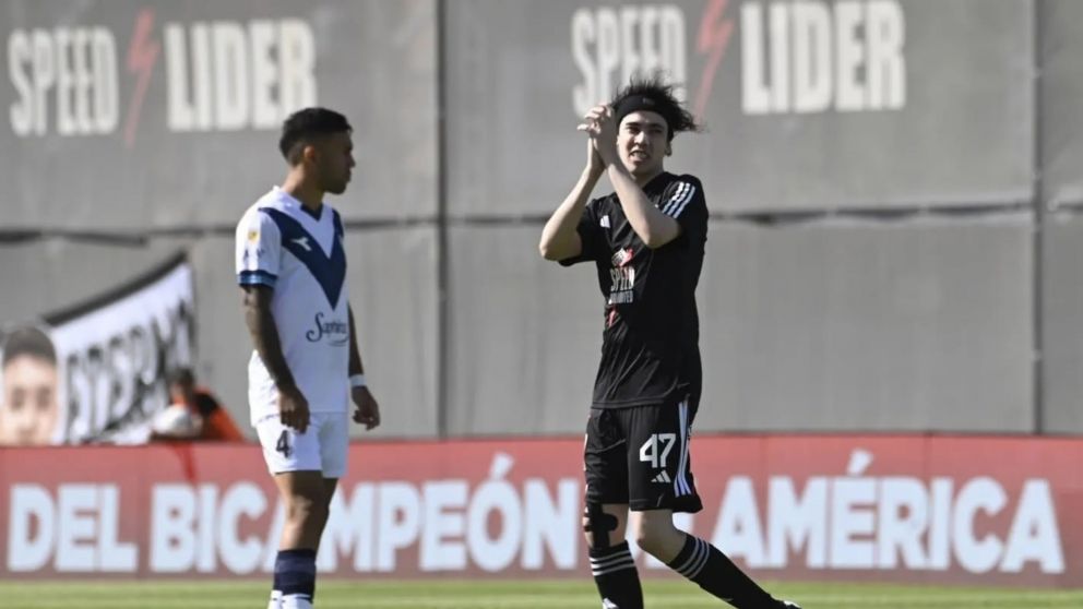 Deportivo Riestra hizo un terrible descargo por la polémica inclusión del streamer Spreen