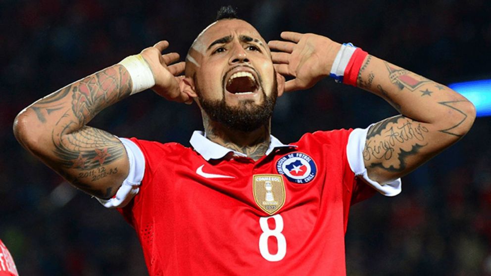Video: la fuerte discusión de Arturo Vidal con los carabineros en el momento de su detención tras la denuncia de una mujer