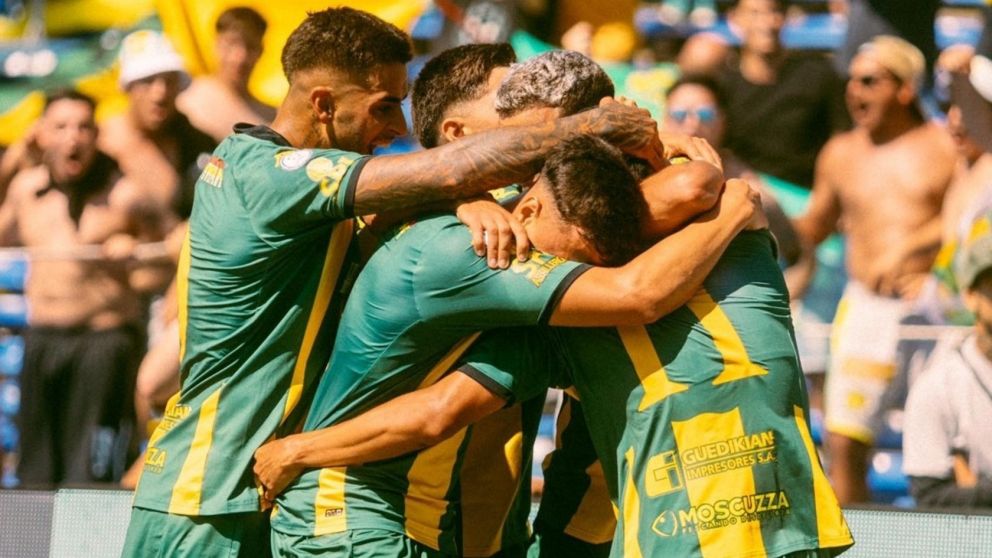 ¡Aldosivi vuelve a ser de Primera!: superó a San Martín de Tucumán y logró el ascenso a la Liga Profesional