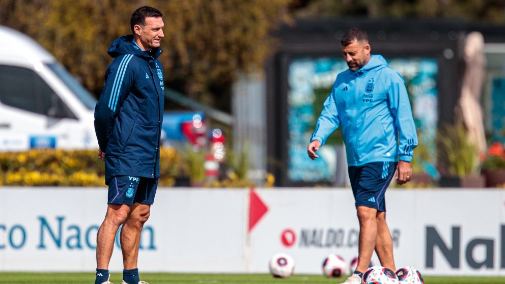 Atención Selección Argentina: Scaloni define a los convocados para los partidos ante Paragua y Perú por las Eliminatorias