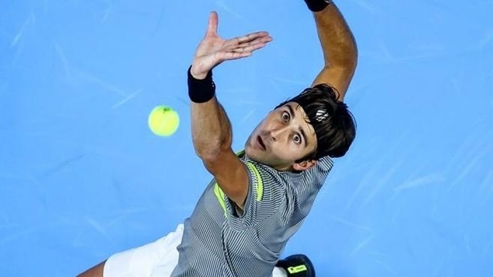 Video: a Tomás Etcheverry lo perjudicaron en el ATP 500 de Basilea y perdió con Ben Shelton en primera ronda