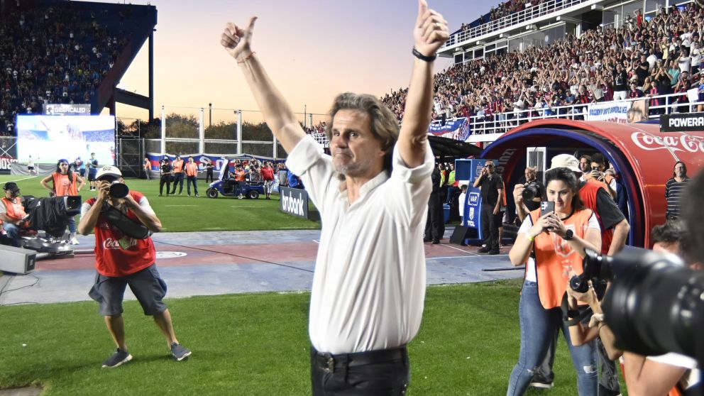 Polémica en San Lorenzo: Rubén Insúa volvió al Nuevo Gasómetro y apuntó fuerte contra Moretti