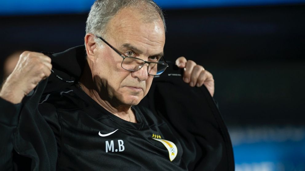 SUFRE BIELSA: Uruguay empat� sin goles con Ecuador por las Eliminatorias y HUBO SILBIDOS