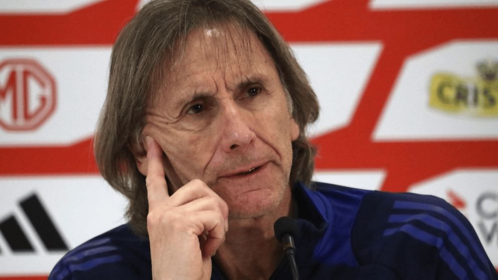 Ricardo Gareca PUSO EN SUSPENSO su continuidad en Chile tras la goleada ante Colombia: "Quiero pensar"