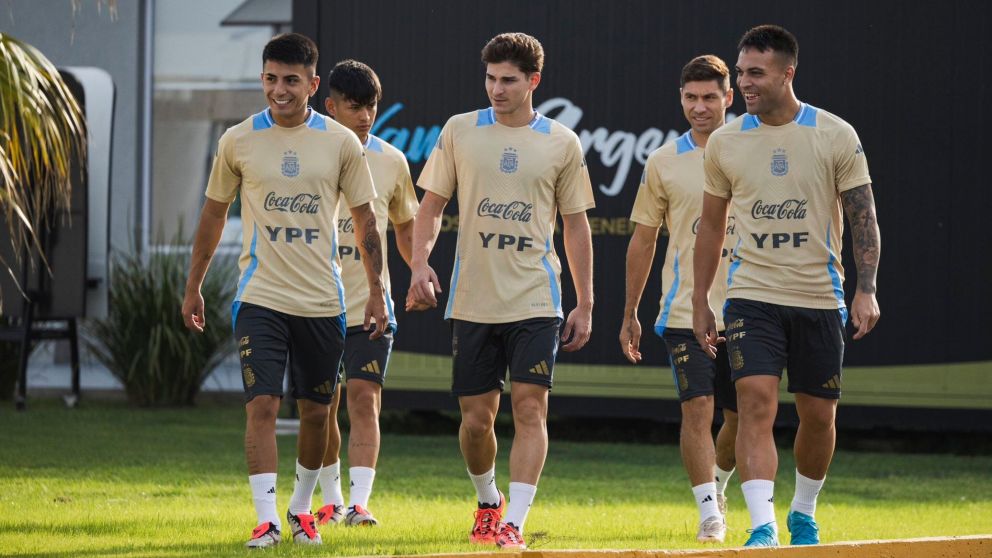 ALERTA amarilla: quiénes son los jugadores de Selección Argentina que deberán CUIDARSE de ser amonestados ante Bolivia